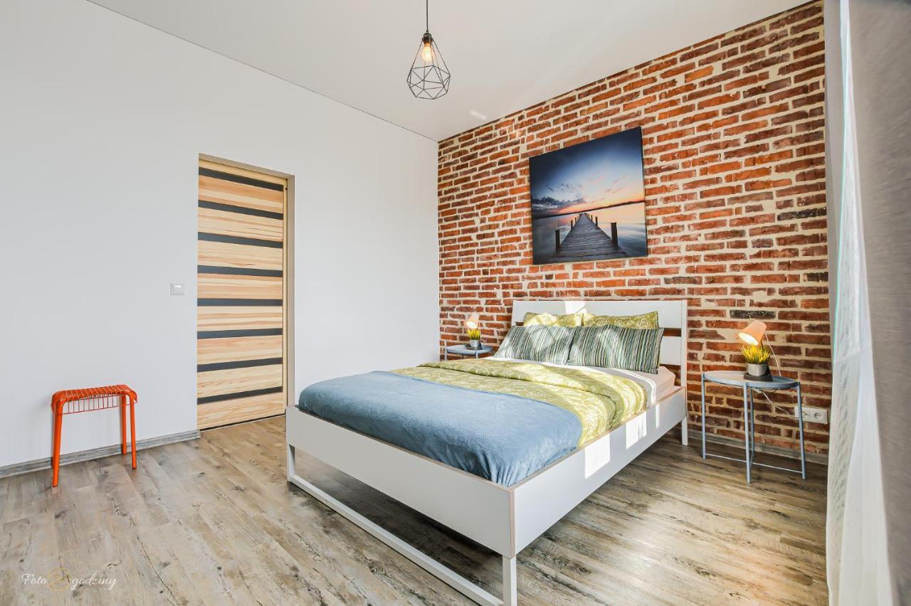 Apartament Sweetdream カトヴィツェ エクステリア 写真