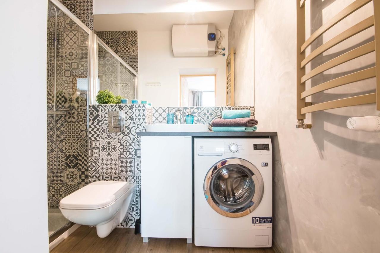 Apartament Sweetdream カトヴィツェ エクステリア 写真